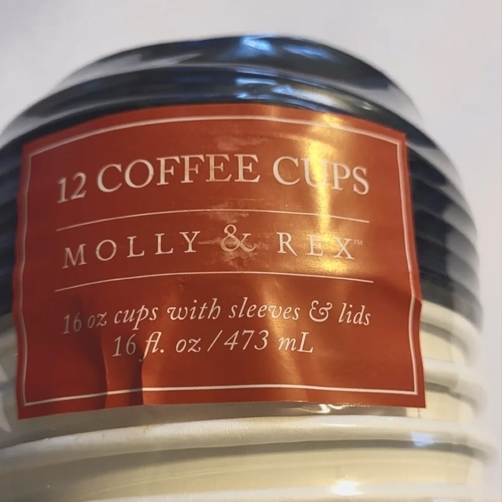 Molly & Rex Holiday Disposable Coffee Cups with Lids